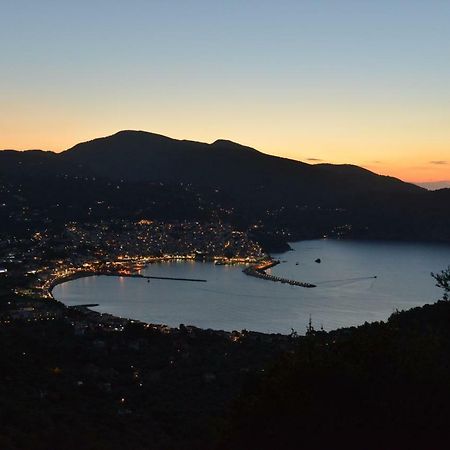 Villa Kalypso And Villa Kirki Skopelos Exteriér fotografie
